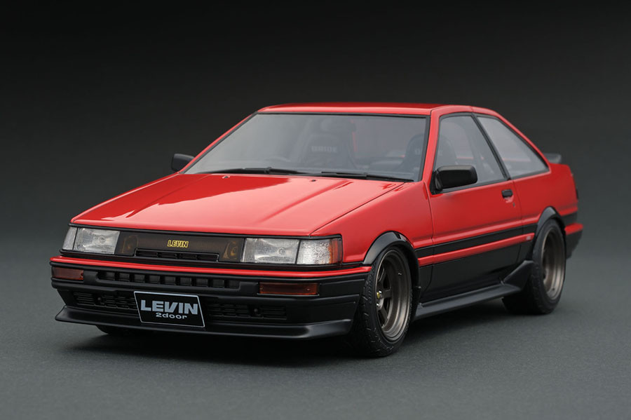 IG0555 1/18 Toyota Corolla Levin 2Door GT Apex (AE86) Red/Black