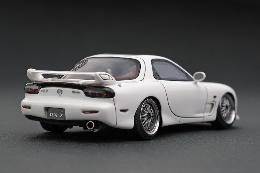 IG0203 1/43 MAZDA RX-7 (FD3S) Type RS White | LINE UP | ignition