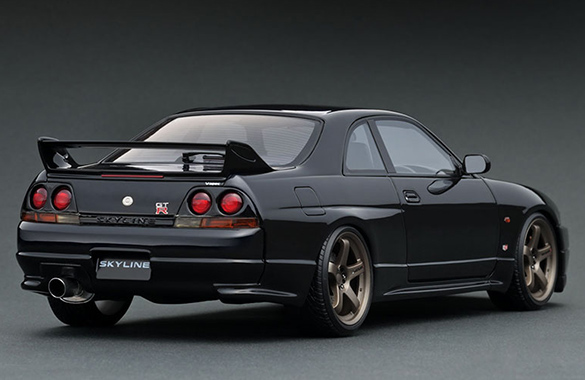 IG1314 1/18 Nissan Skyline GT-R (BCNR33) V-spec Black | LINE UP