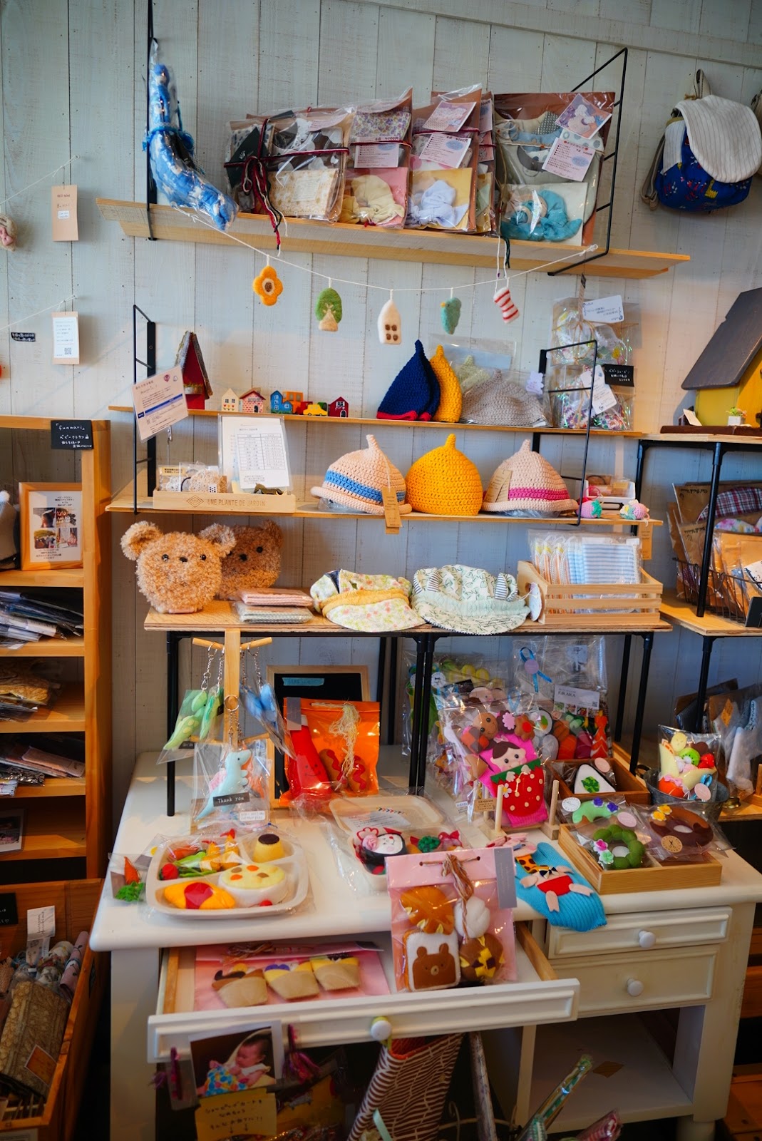 松阪の雑貨・ハンドメイド店「夢の手づくりショップ」を取材しました