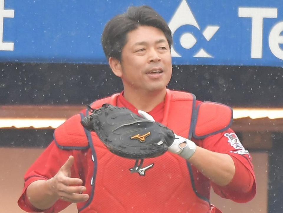 広島・石原慶幸が引退発表 愛されたK・ジョンソンとの黄金バッテリー