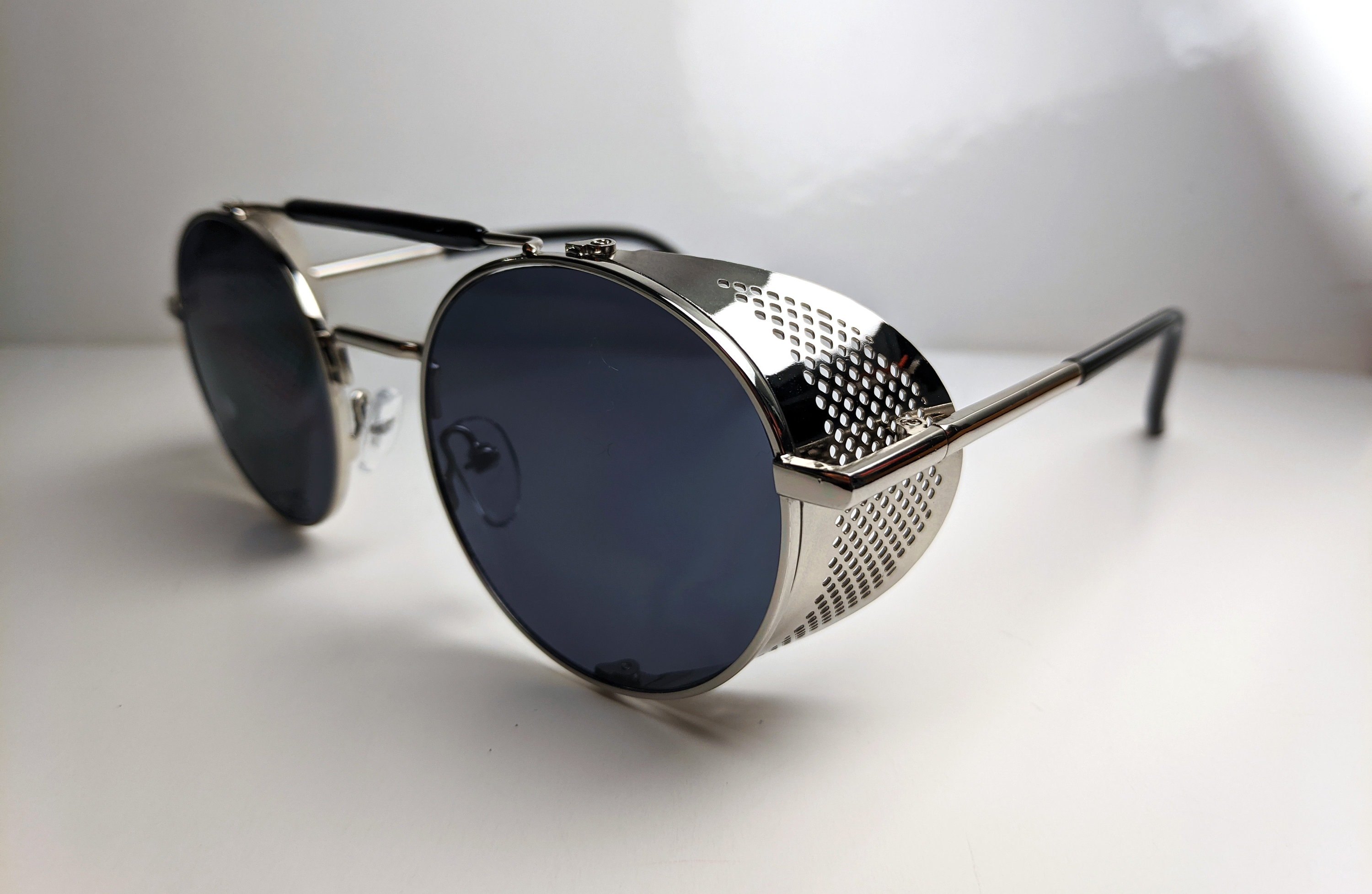 Good omens crowley glasses - Etsy 日本