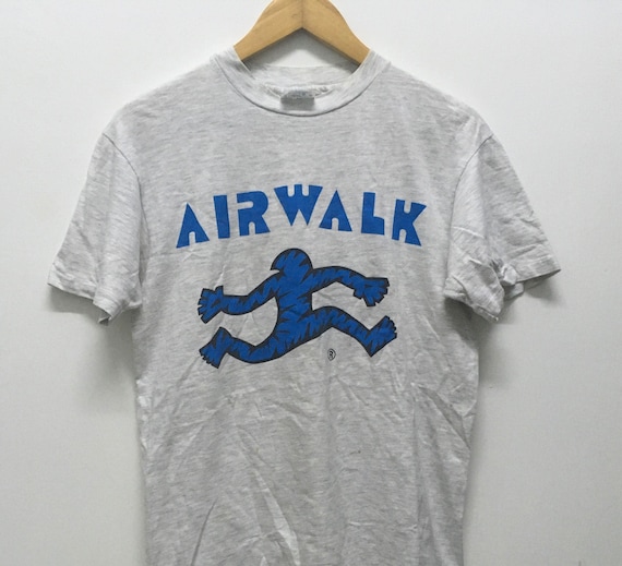 Vintage 90s Airwalk Skateboard Tshirt Size M/skateboarding/skate