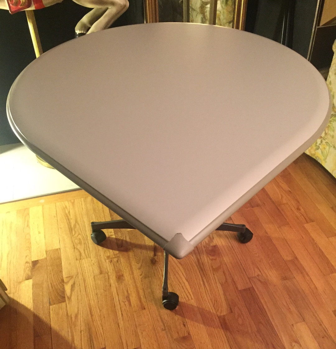 Herman Miller Teardrop Rolling Relay Office Work Table 36