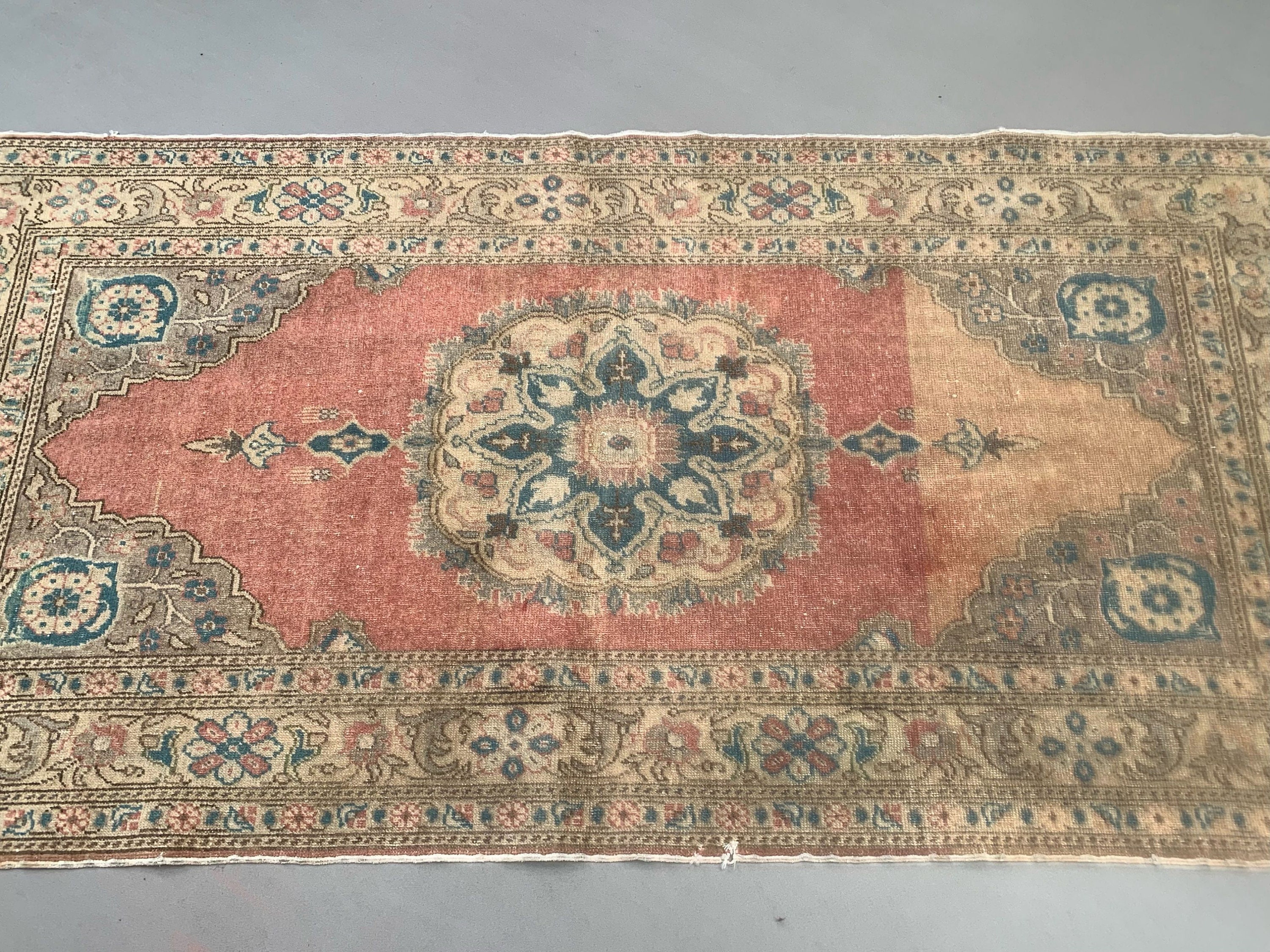 ヴィンテージ トルコ ウシャク ラグ 187 x 91 cm シャビーカーペット