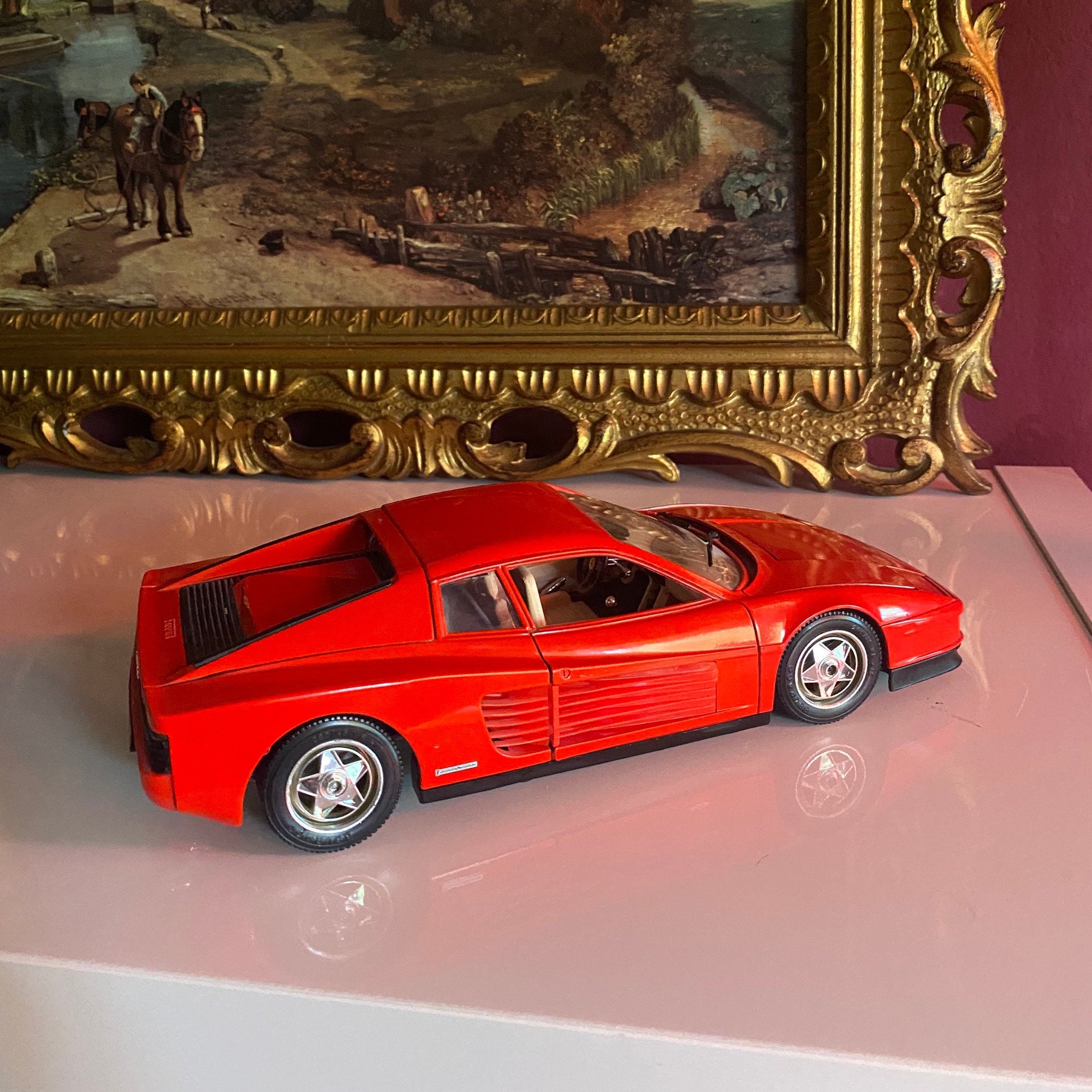 Vintage Burago Model Car Ferrari Testarossa 1984 Rare Ferrari 1:18