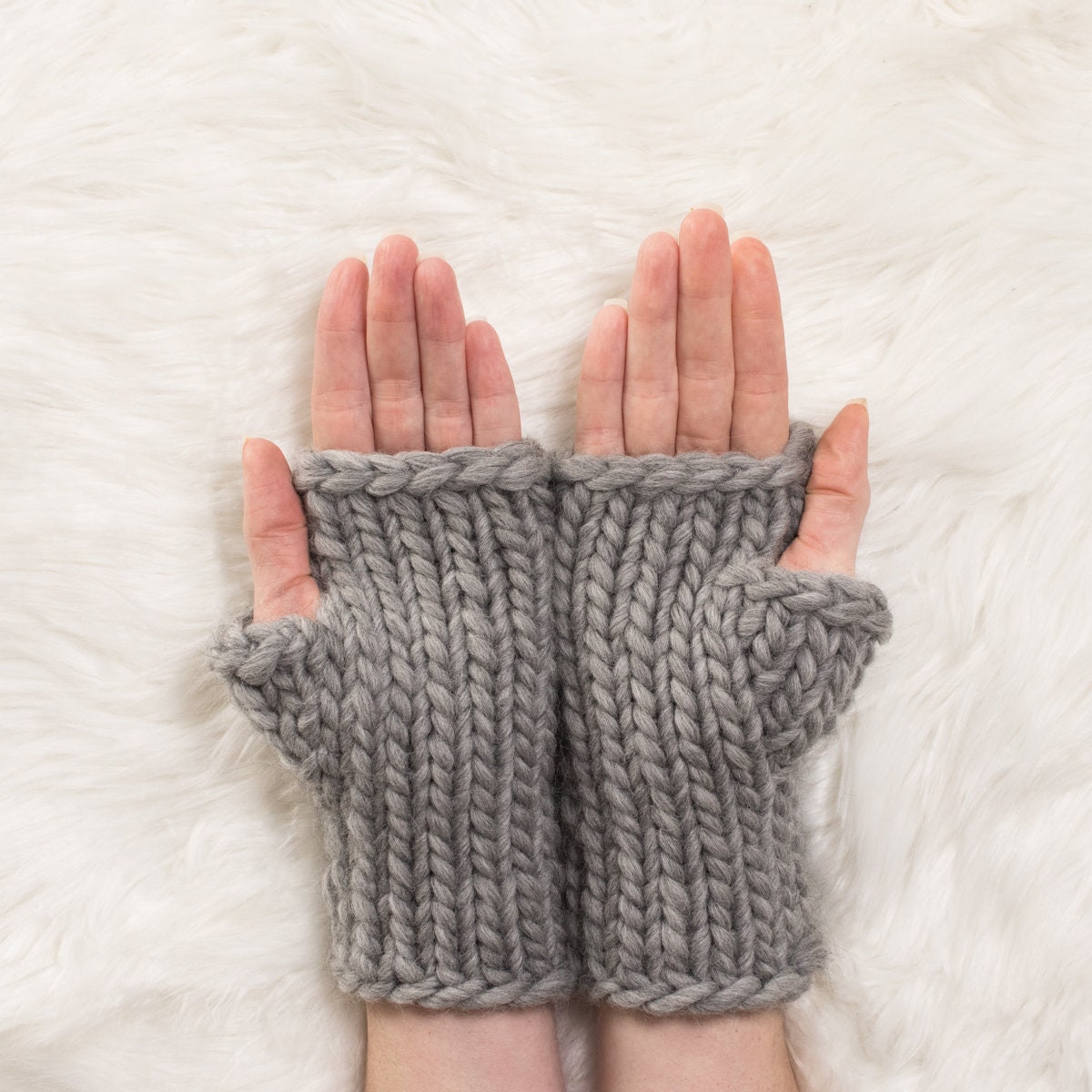 Classic Chunky Knit Fingerless Gloves Pattern, Wool Fingerless