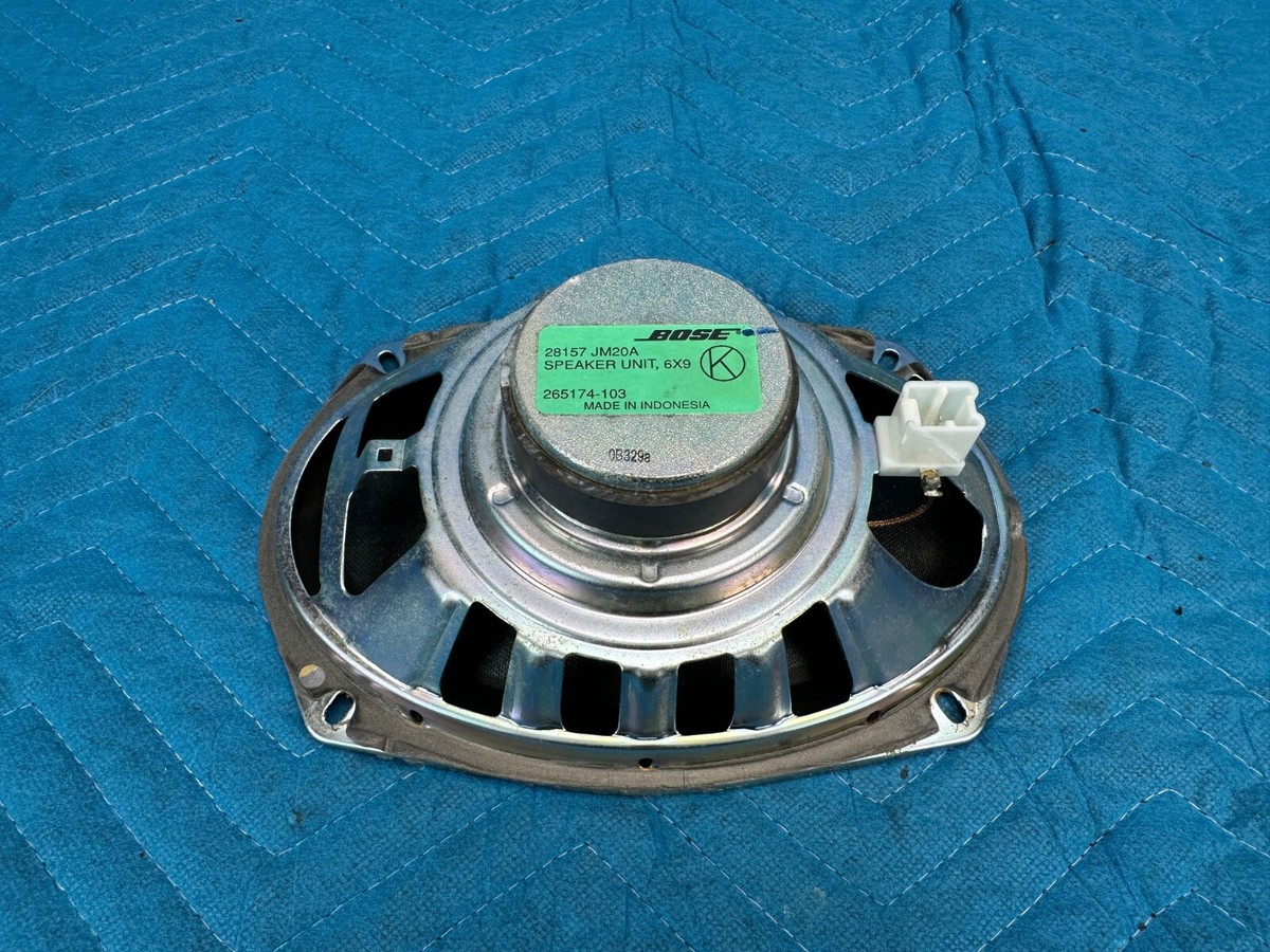 Genuine Infiniti Nissa 28157-JM20A Front Door Lower Speaker RH or