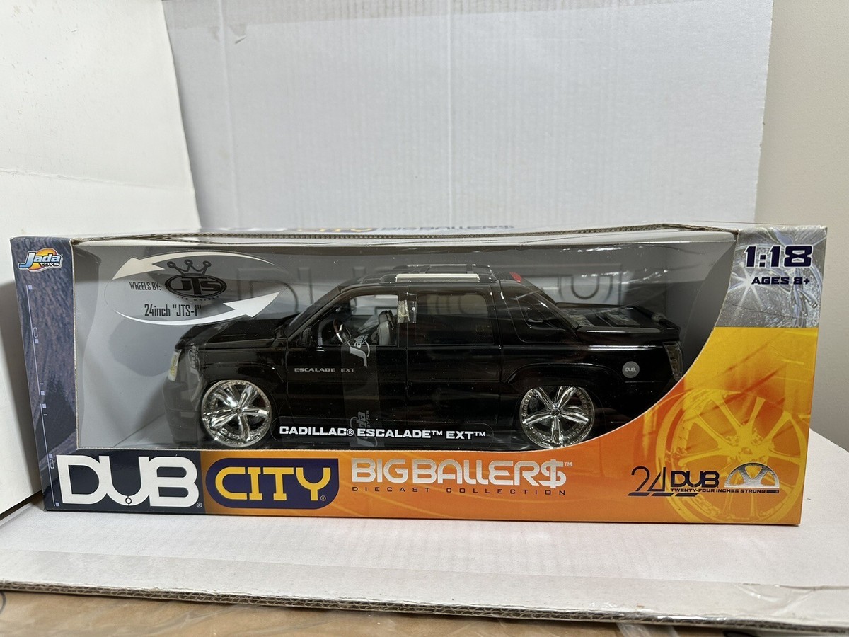 JADA TOYS DUB CITY 2002 CADILLAC ESCALADE EXT BLACK 1:18 DIECAST