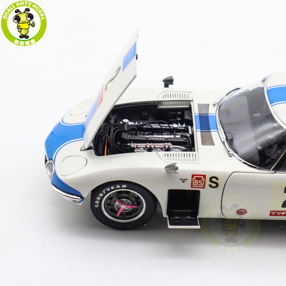 1/18 Toyota 2000GT 24 HRS FUJI 1967 #2 AUTOart 86716 Diecast Model