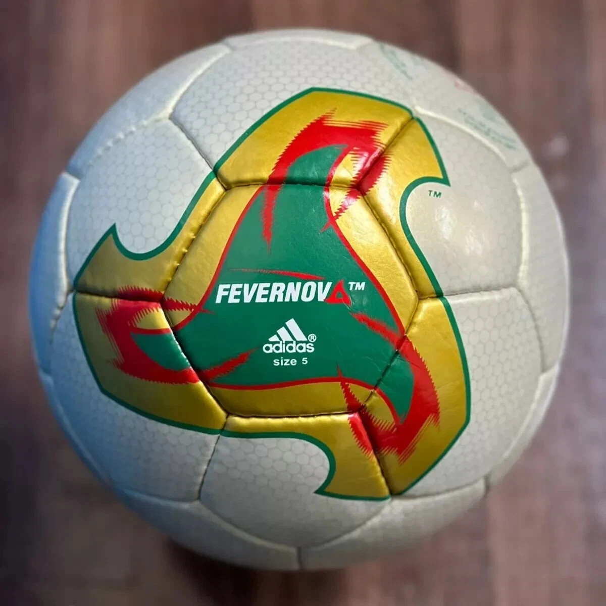 Adidas Fevernova 2002 FIFA World Cup Korea Japan Official Match
