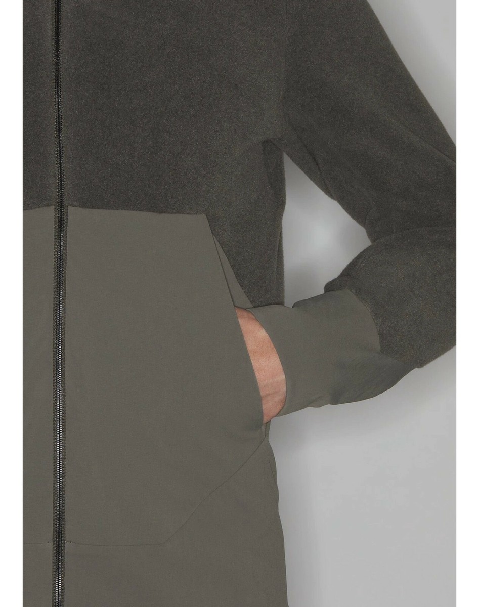 Arc'teryx Veilance Dinitz Comp Jacket in Clay, size XL - BNWT, RRP