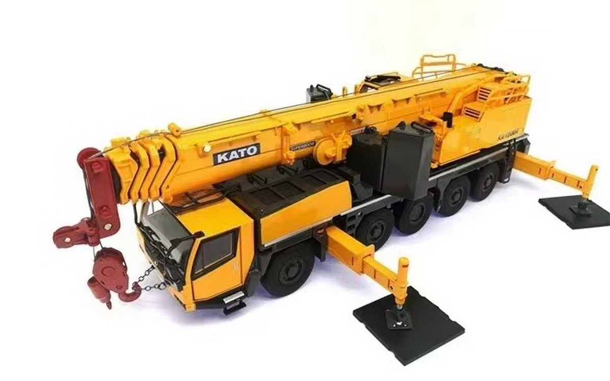 1/50 KATO KA-1300R Automobile Crane Engineering Mechanical Truck