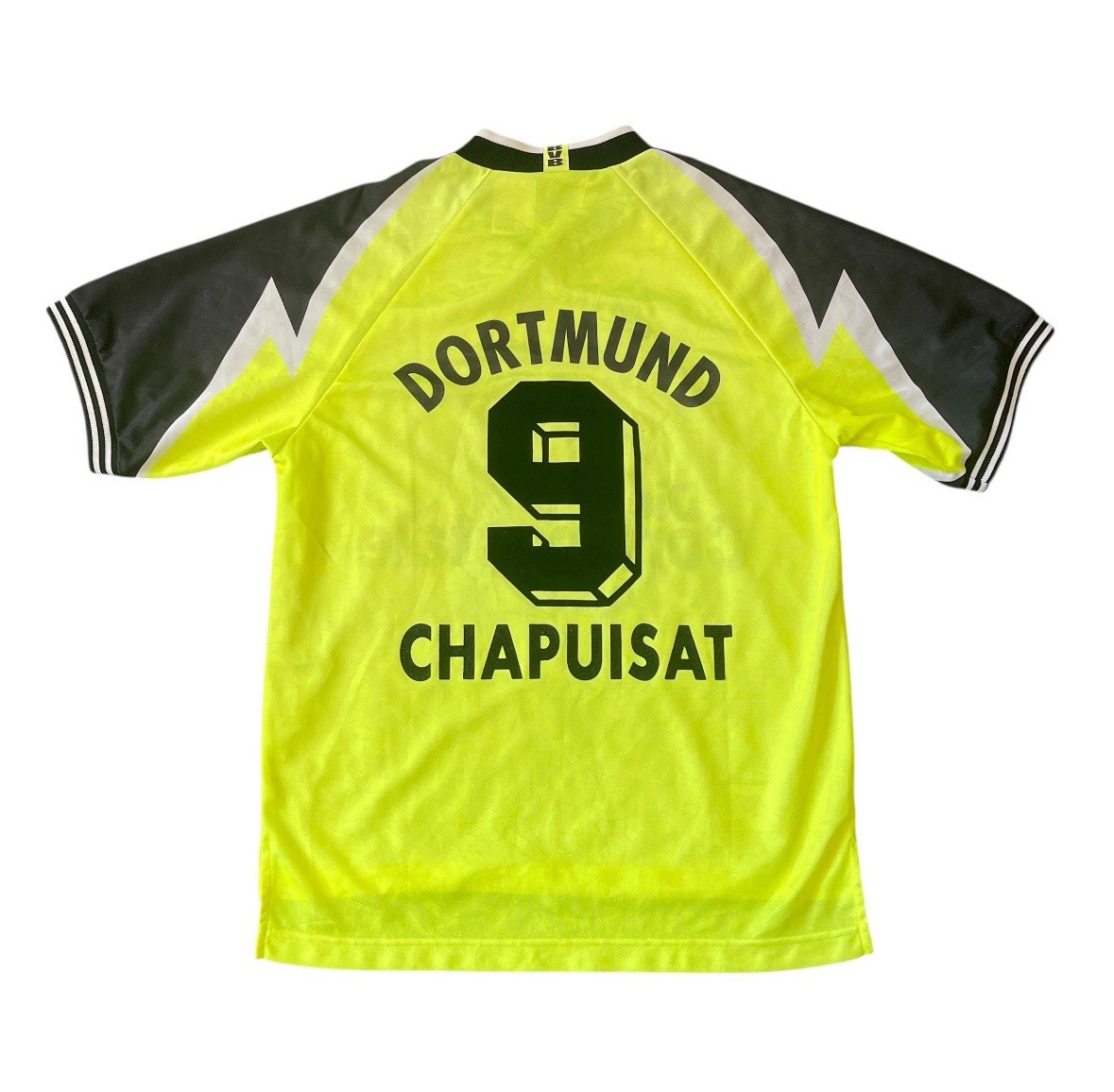 Vintage Nike Borussia Dortmund #9 Chapuisat 1995/96 Home Football