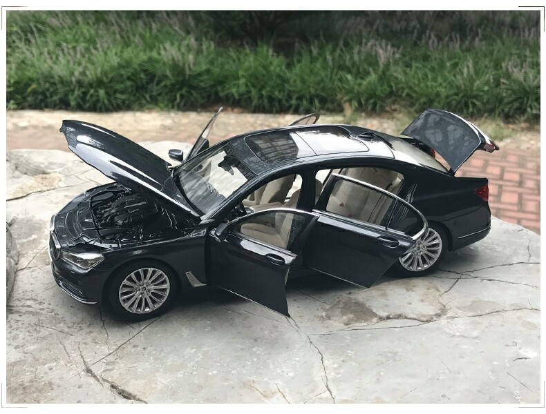 1/18 BMW 7 Series 750Li G12 2017 Metal Diecast Model Car Toy Gray