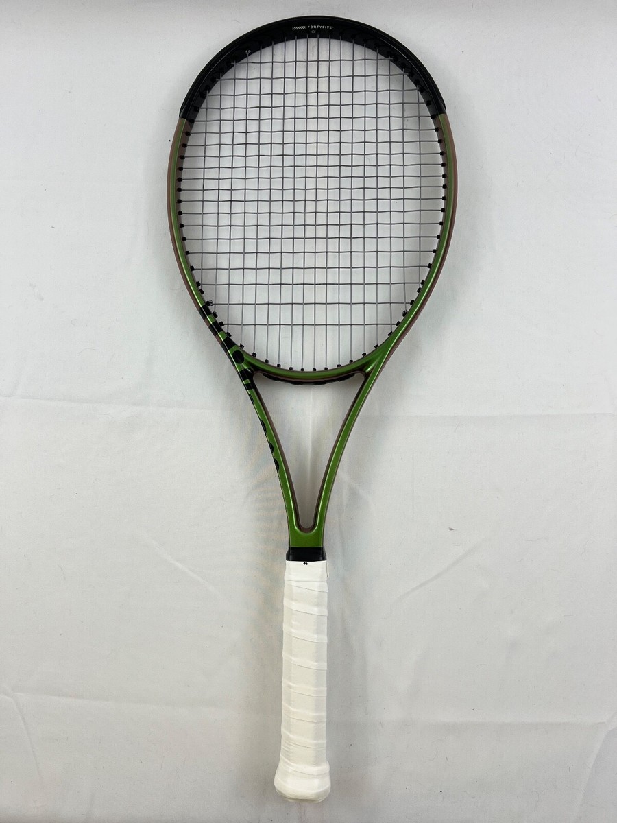 Wilson Pro Stock Blade 98 V8 18x20 - K Blade 98, 4 3/8 Excellent