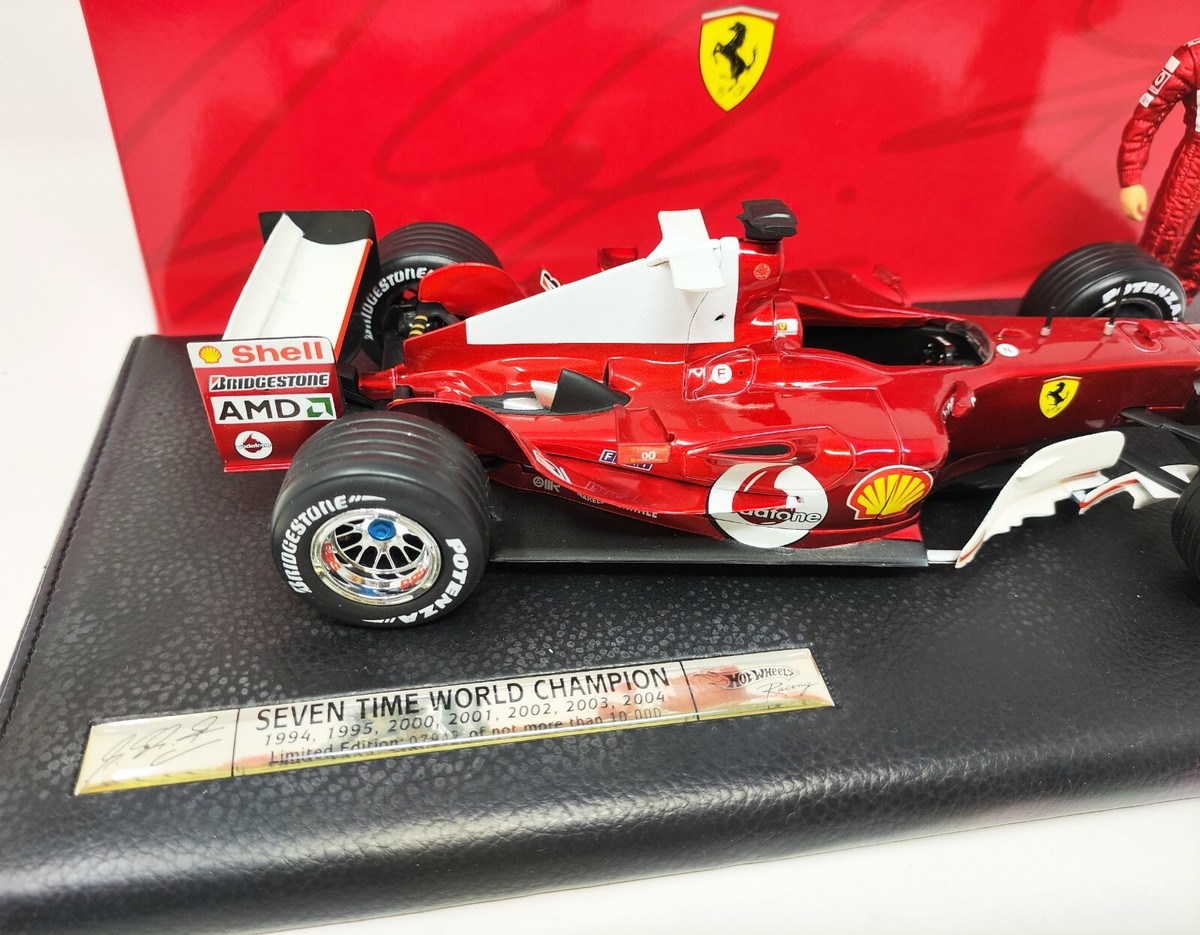 Hot wheels 1/18 Ferrari F2004 7 times Champion Michael Schumacher