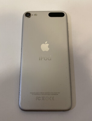 Apple iPod touch 6th Generation Silver (64 GB) SEE PICTURES/READ