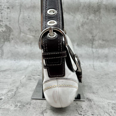 COACH One Shoulder Bag Soho White Brown Leather Buckle Detail