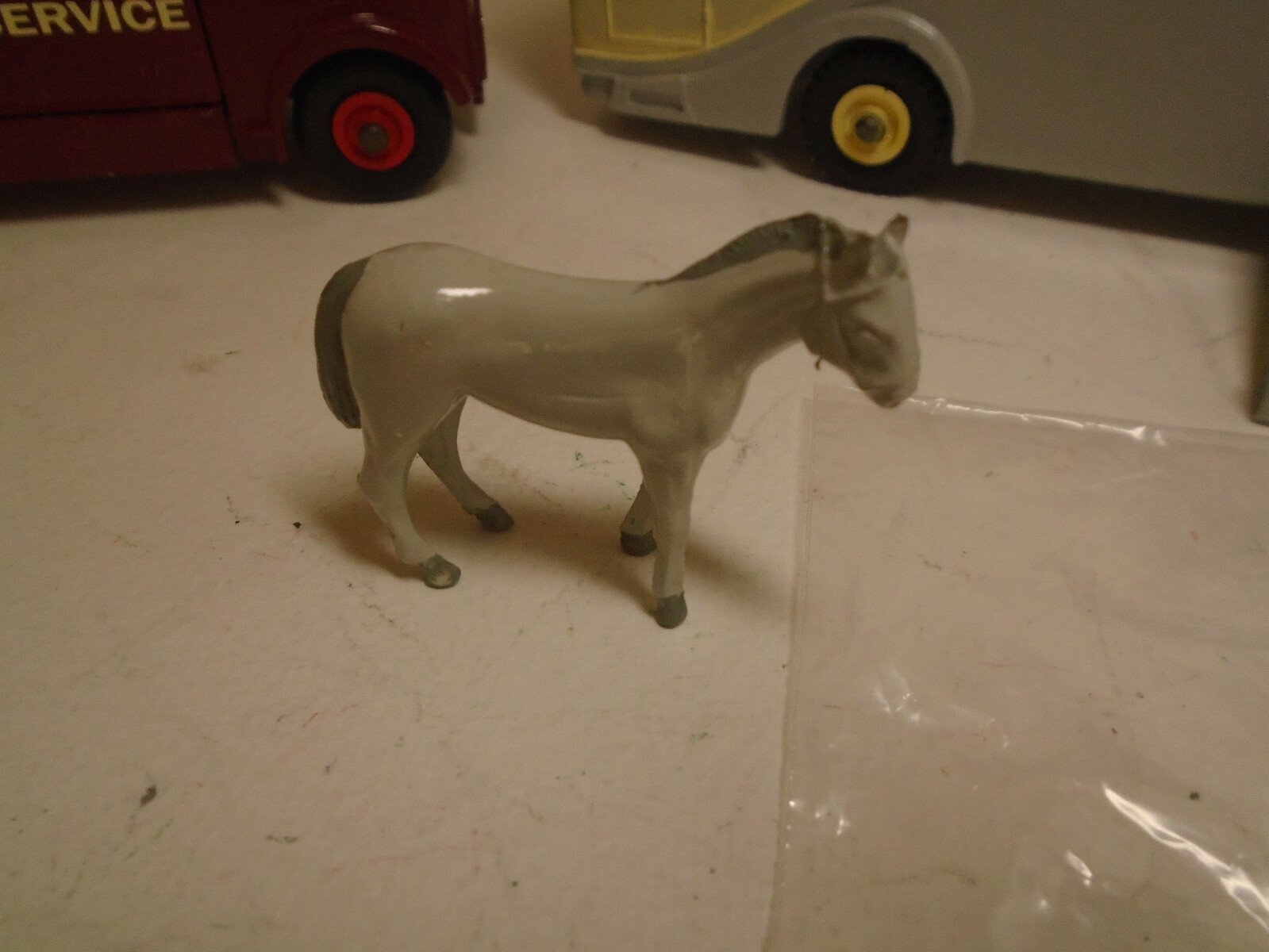 Dinky 979, Racehorse Transporter - Free Price Guide & Review