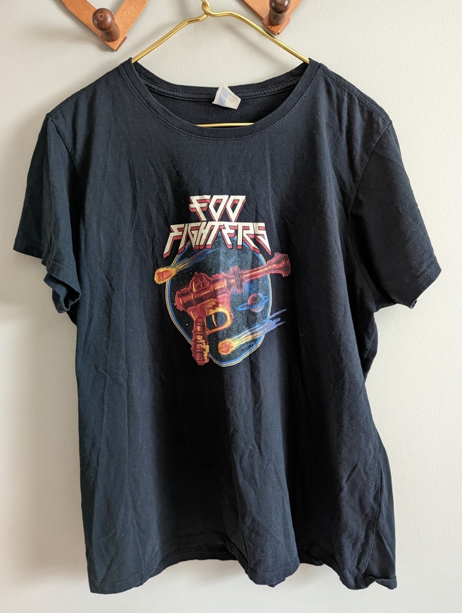 Vintage Foo Fighters Tshirt size XXL Band 90s Y2k Raygun Port