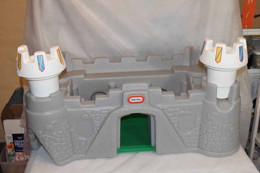 Vintage Little Tikes Tykes Action Figure Giant Castle Toy Box