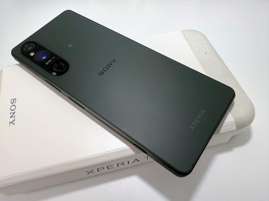 Sony Xperia 1 V XQ-DQ44 Khaki Green 512GB 16GB RAM Dual SIM