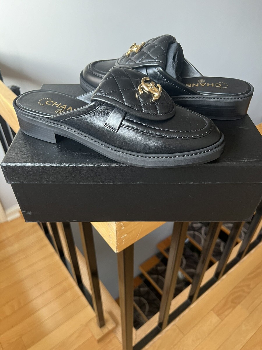 Women's Chanel Shoes Loafers Black Quilted 25C Turnlock Mules