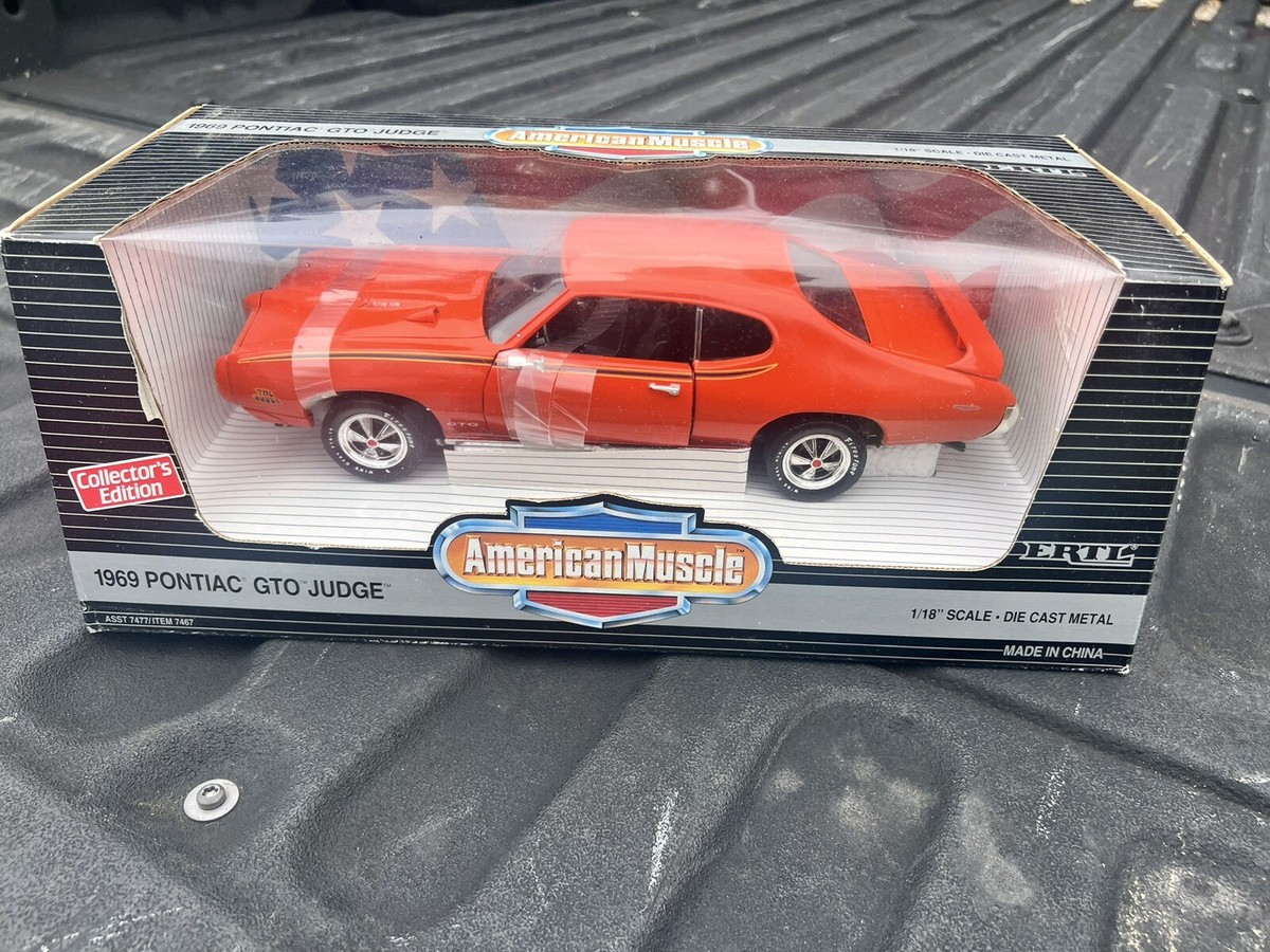 American Muscle 1969 Pontiac GTO JUDGE 1/18 Ertl NOS mint