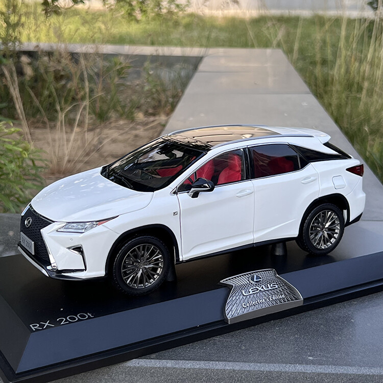 1/18 ミニカー レクサス Lexus RX 200t ソニッククォーツ 1/18 Toyota
