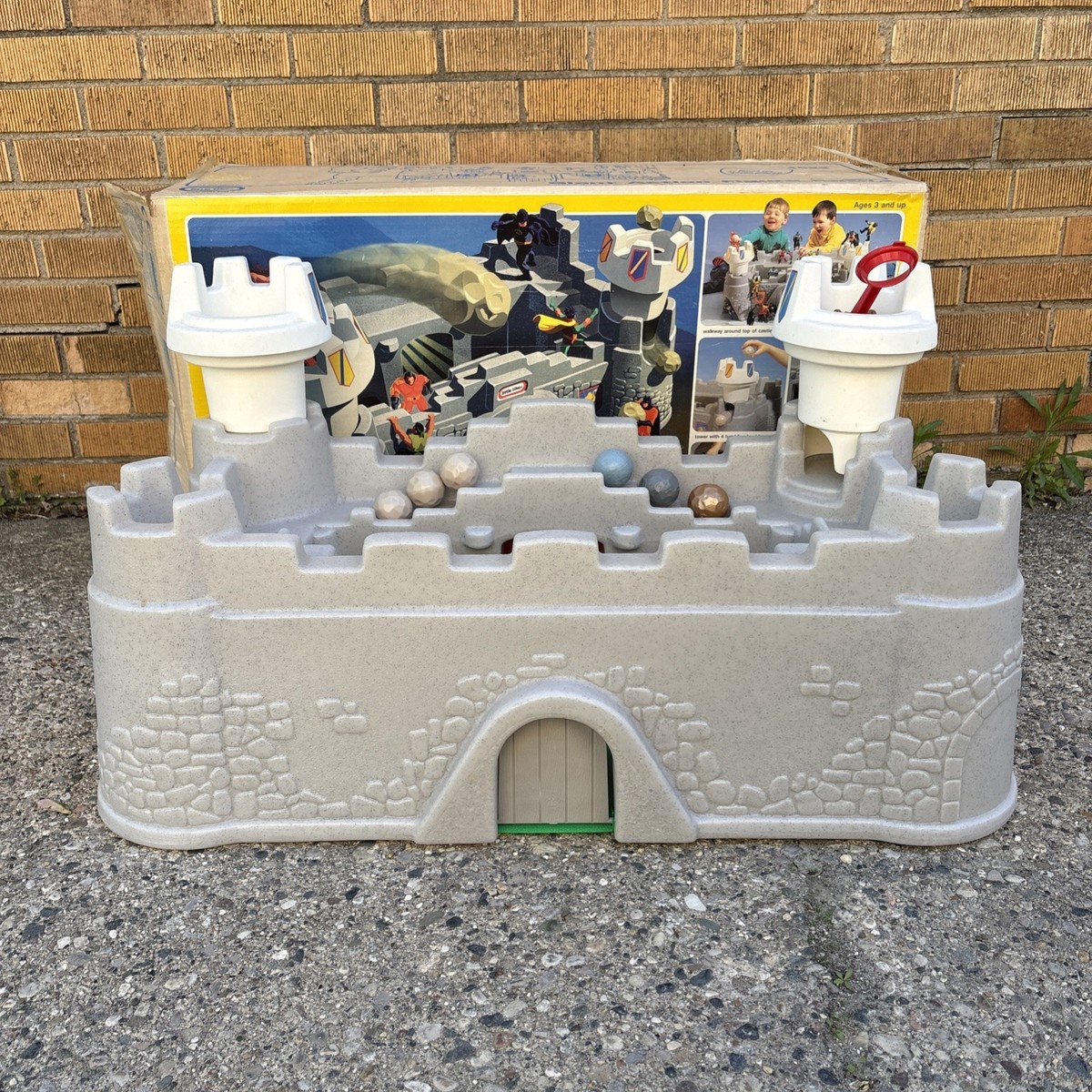 Vintage Little Tikes Giant Action Figure Castle with Original Box