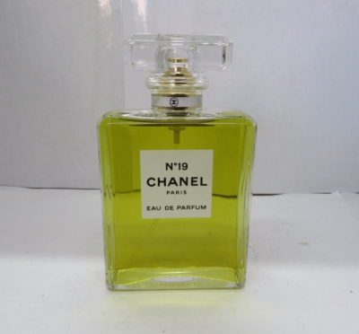 CHANEL No 19 Eau De Parfum Spray 3.4 fl oz/100 ml RARE Read Descr