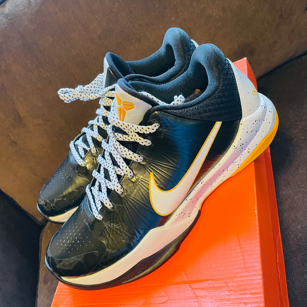 Nike Zoom Kobe V 5 Del Sol 2010 386429-002 Mens 9 US 42.5 EUR 8 UK