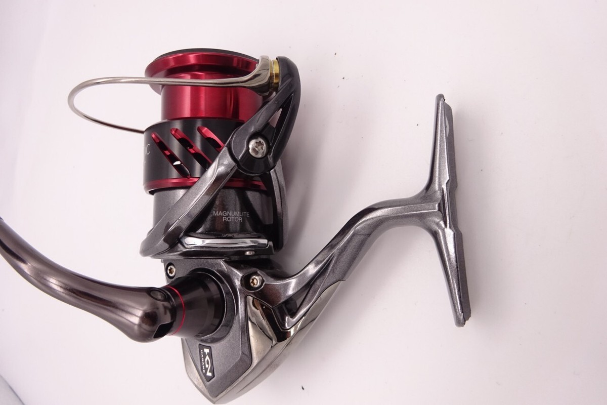 Shimano 16 Stradic CI4+ C3000 HG Spinning Reel 6.0:1 Very Good