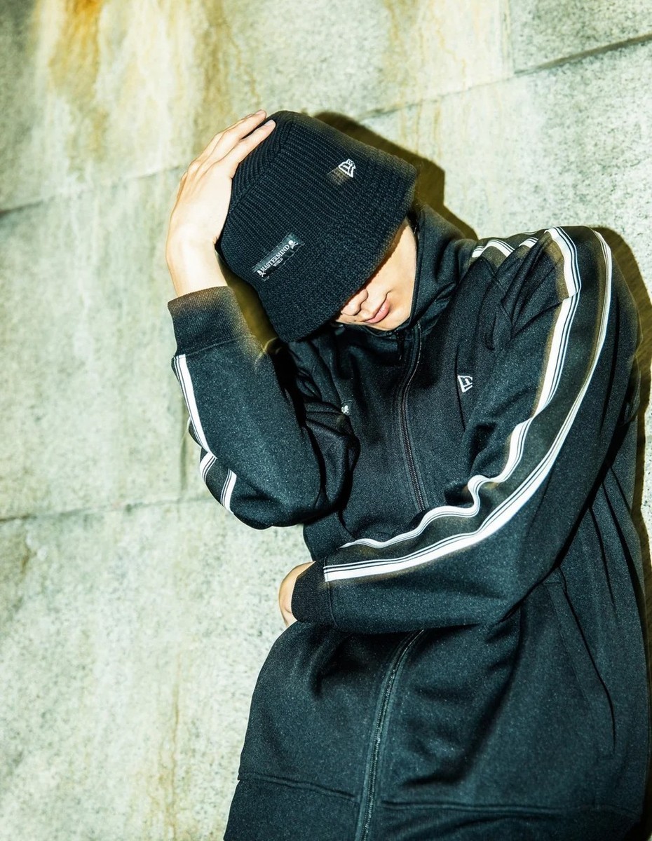 New Era x mastermind WORLD FW25 Smooth Jersey Side Tape Track