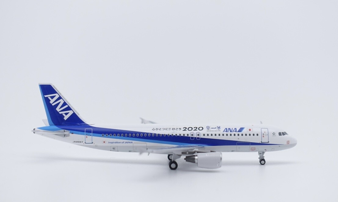 ANA Airbus A320 1/144 スケール ANA Airbus A320 1/144 スケール ANA