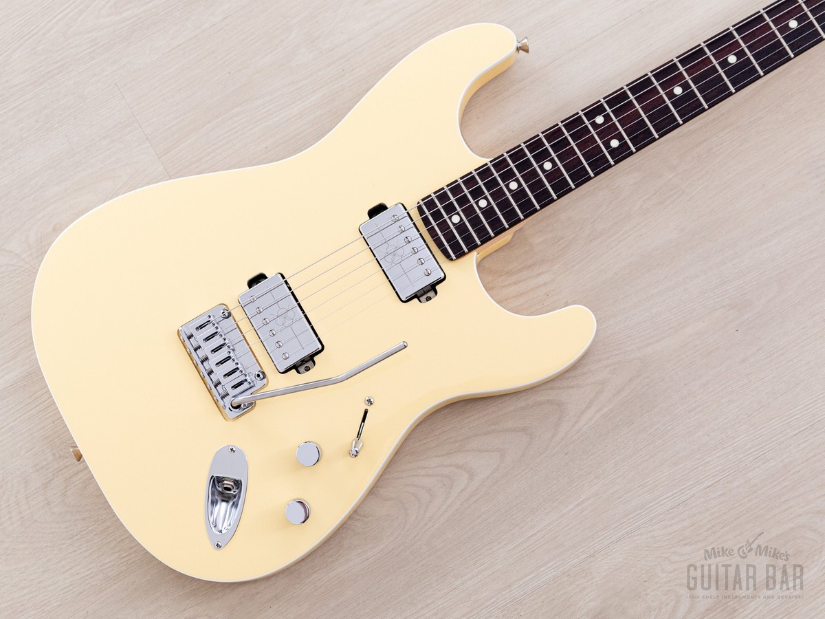 2022 Mami Signature Stratocaster HH Omochi Vintage White, Near