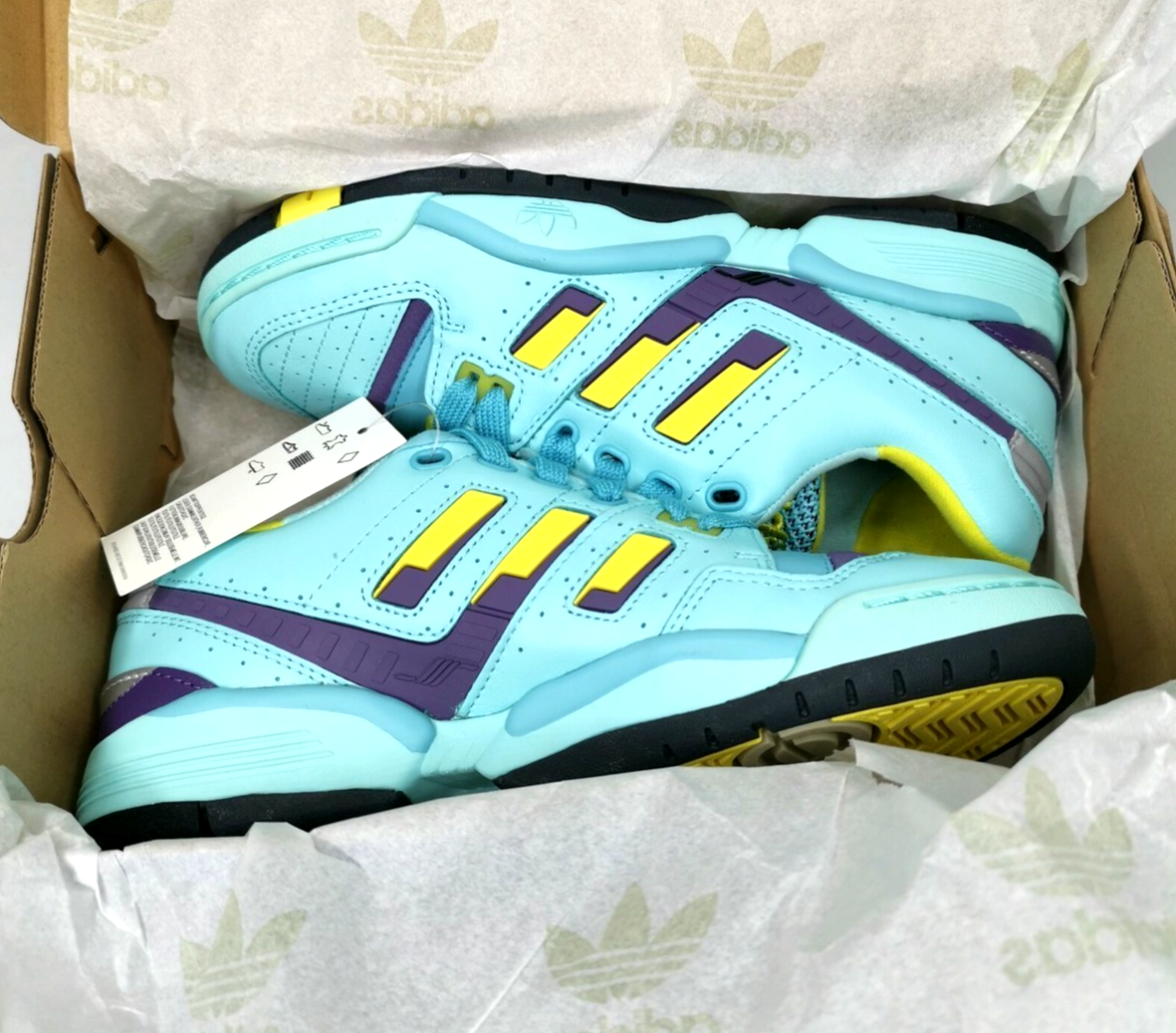 Adidas Originals Men TORSION COMP SHOES. Color: Clear Aqua / Light