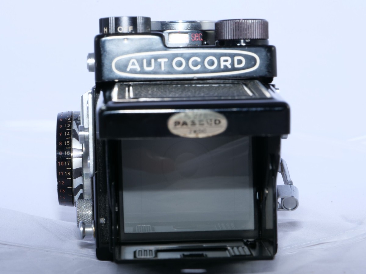 Minolta Autocord CDS II TLR 120 Film Camera with Meter. Case
