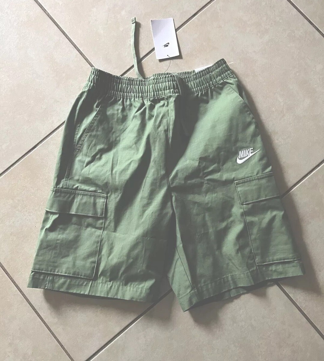 $70 Nike Club Woven Cargo Shorts Oil Green/White Men's XS FB1246