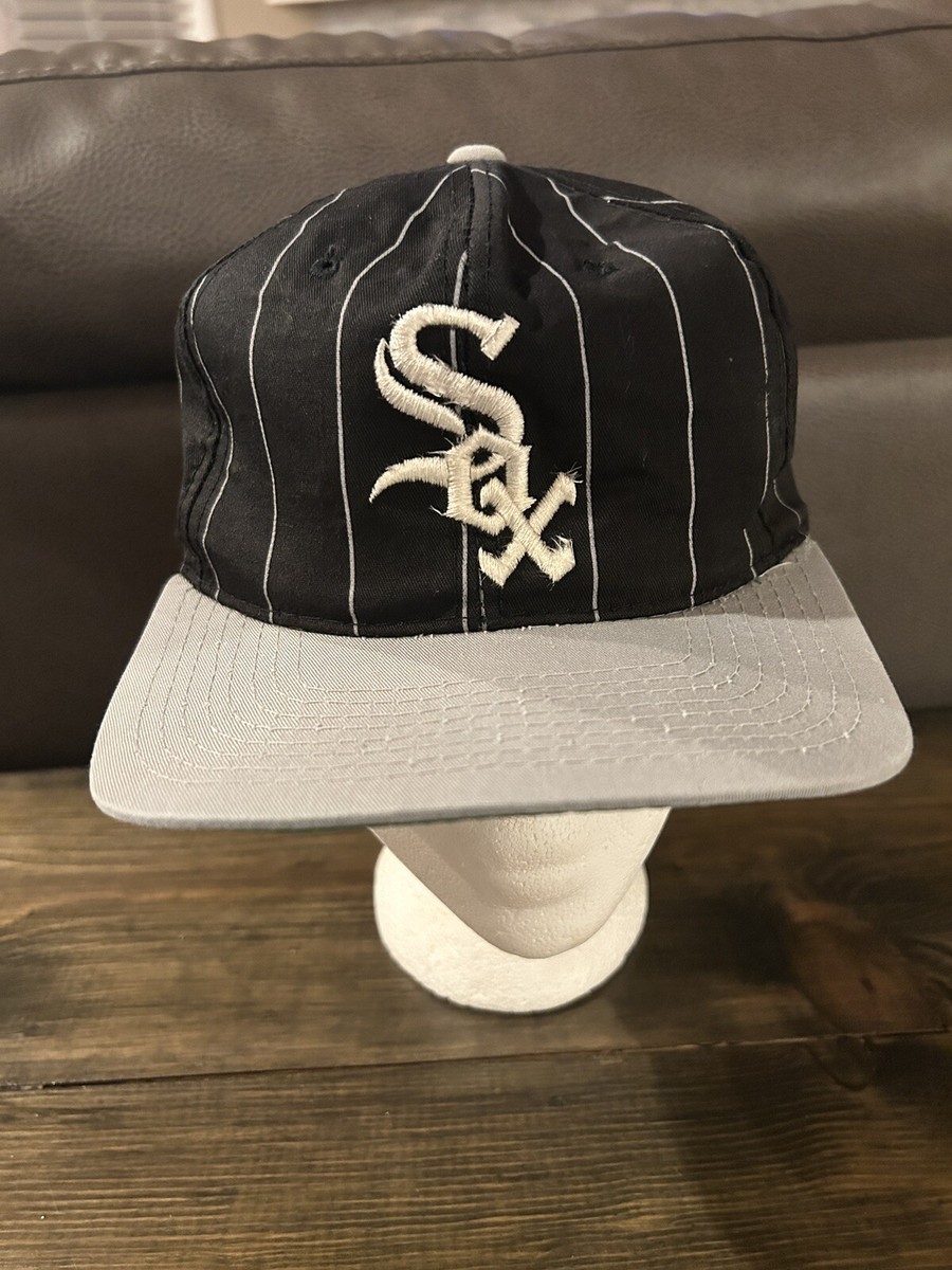 VINTAGE Chicago White Sox Hat Cap Snap Back Black Gray Starter