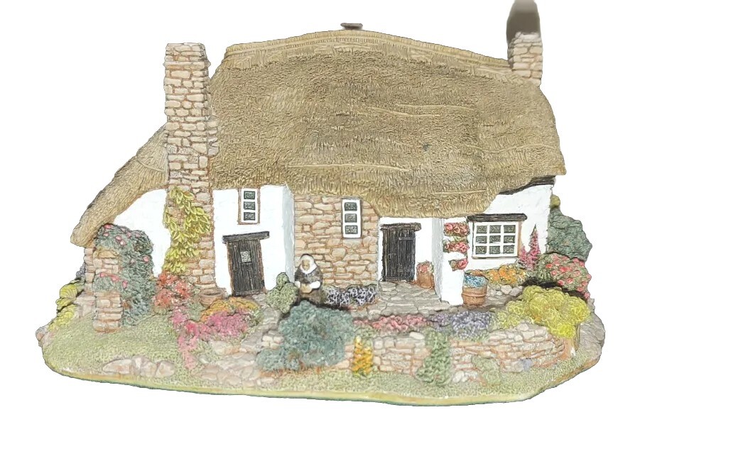 Lilliput Lane - Old Mother Hubbard's