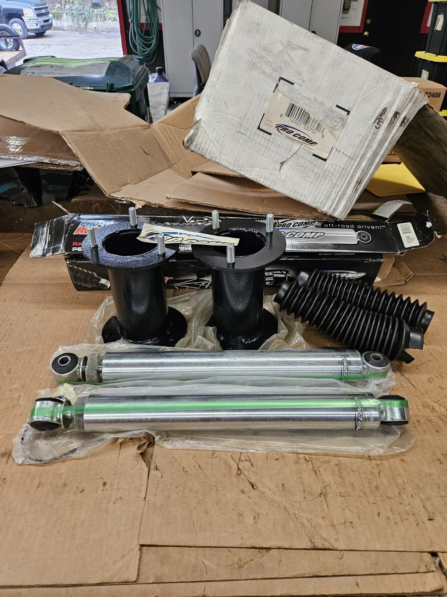 Pro Comp 1976-1986 CJ5 Jeep CJ7 Jeep Lift Kit ZX2068 Shocks