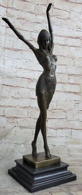 SIGNED D.H. Chiparus 100% Real bronze statue art deco dancer