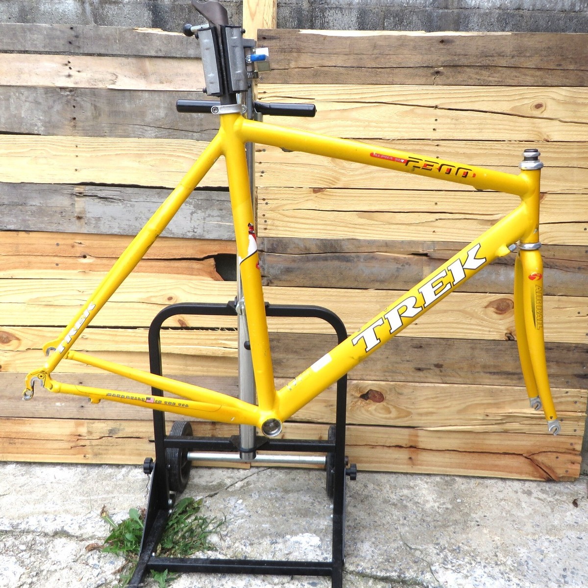TREK 2300 ALPHA SLR FRAMESET Road Bike 58cm Aluminum Yellow