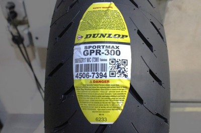 KAWASAKI NINJA ZX-6R DUNLOP SPORTMAX GPR-300 TWO TIRE SET 120/70