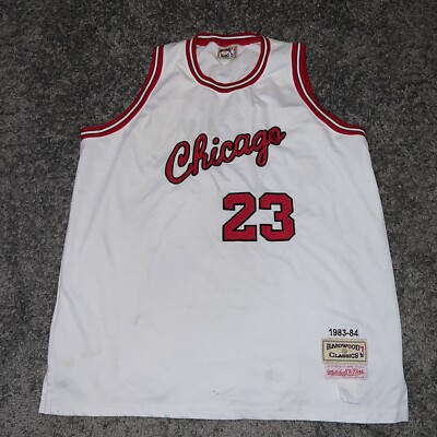 Vintage Michael Jordan #23 Chicago Bulls Jersey Mitchell Ness