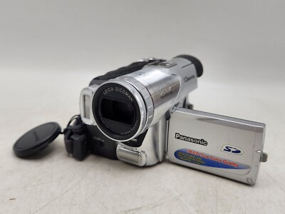 Panasonic 3CCD PV-GS70D MiniDV/SD Card Digital Video Camcorder w