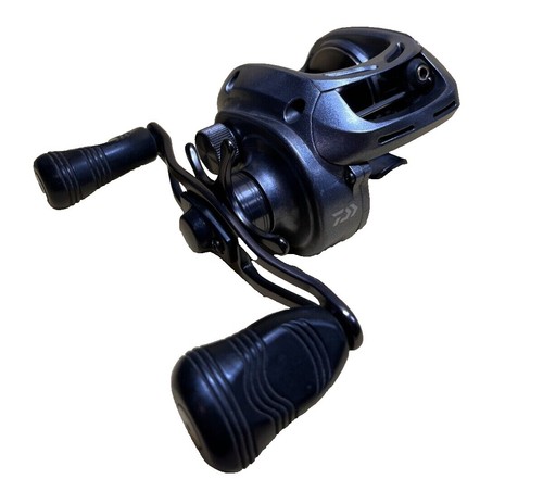 Daiwa 15 Exist 3012H Spinning Reel Without accessories Used From