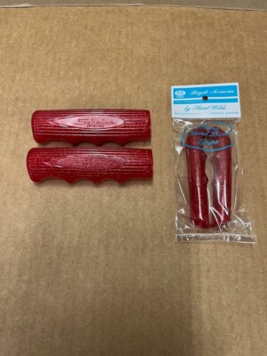 Hunt Wilde Red Sparkle Bicycle Brake Lever Covers & Schwinn Apple